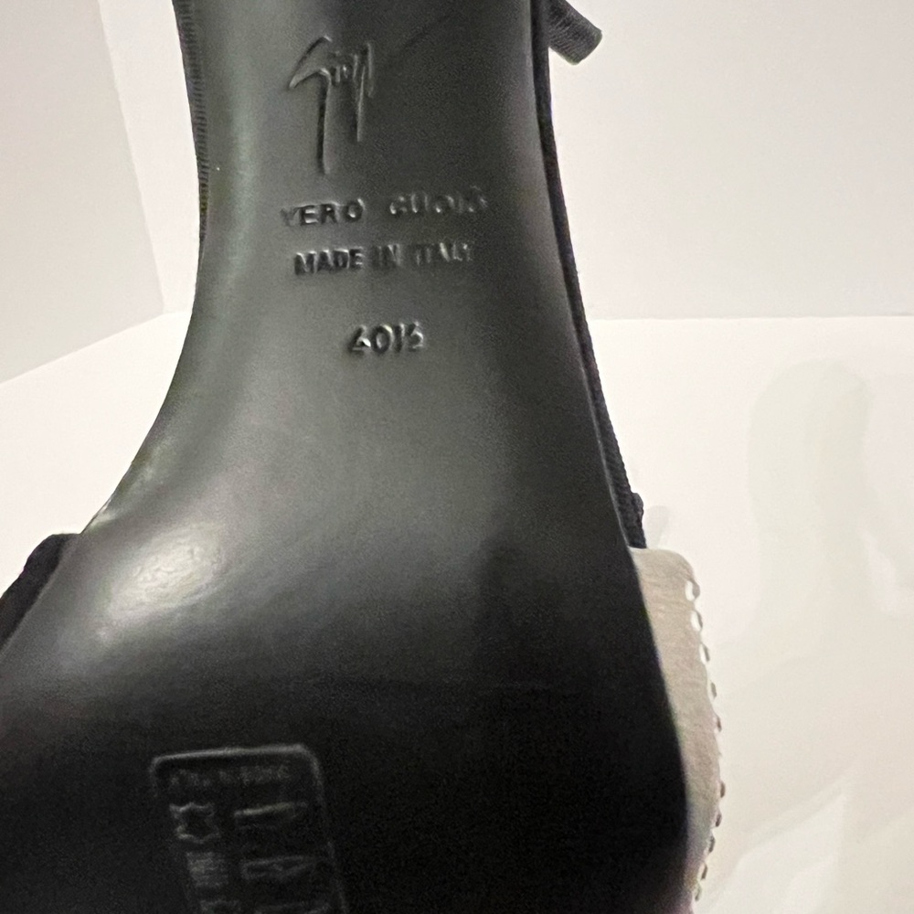 Giuseppe Zanotti Alien 115 Swarovski Crystal Heels - Womens 9.5 US (40.5EU) - Picture 6 of 6
